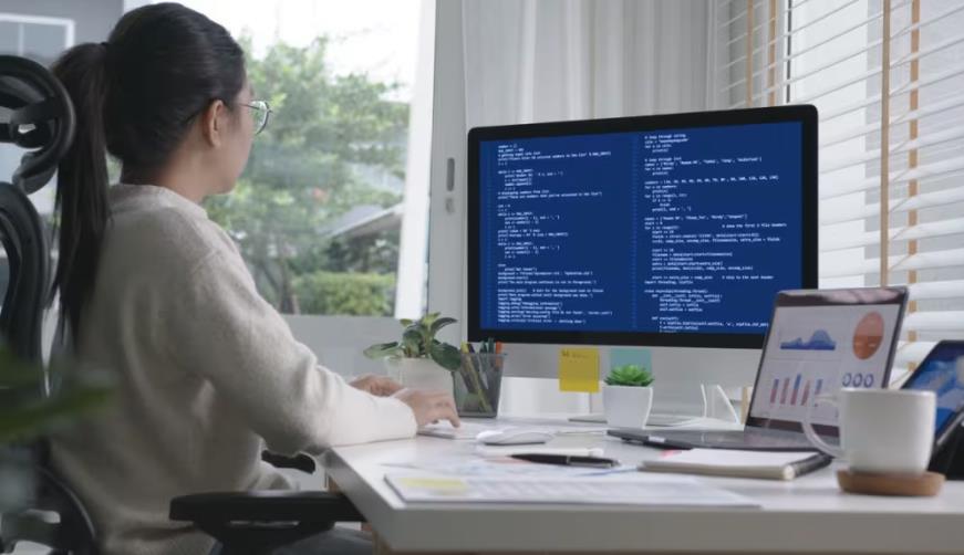 乃东县企业数字化解决方案：机器学习赋能商业模式升级的核心路径
